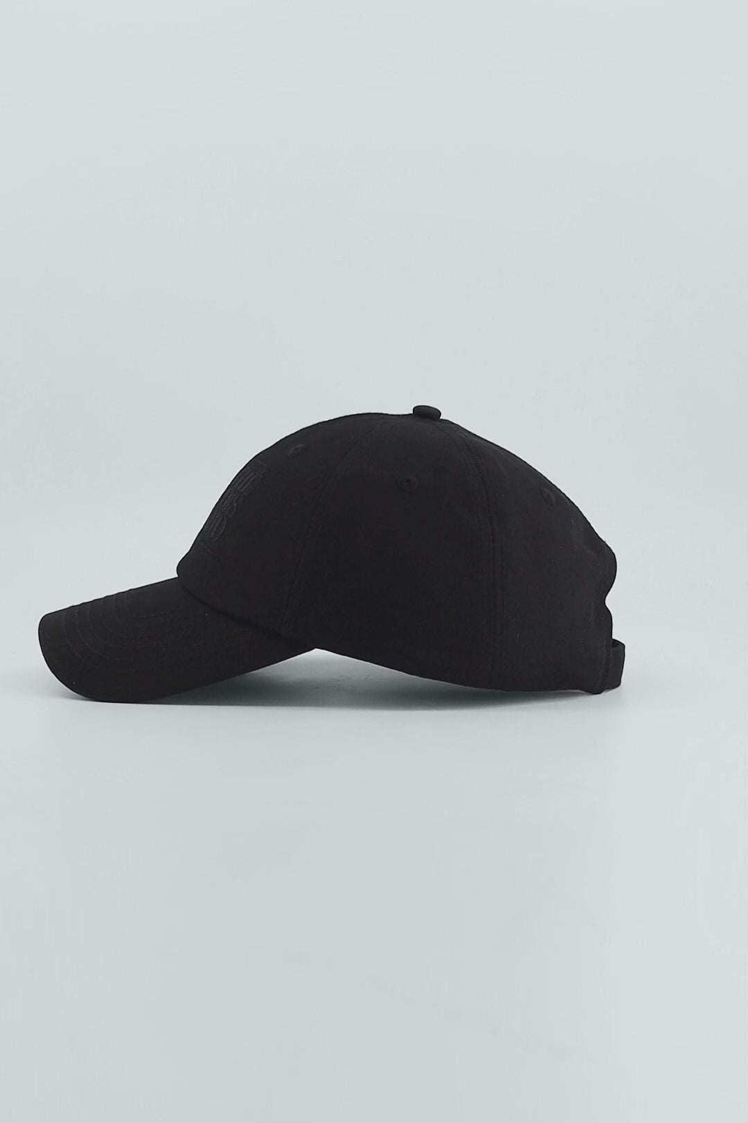 STRAPBACK M+FG – Marithé + François Girbaud